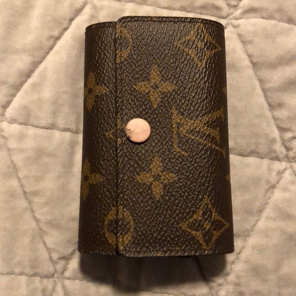 🚫SOLD Louis Vuitton 6 Key Holder M61285🚫❗️